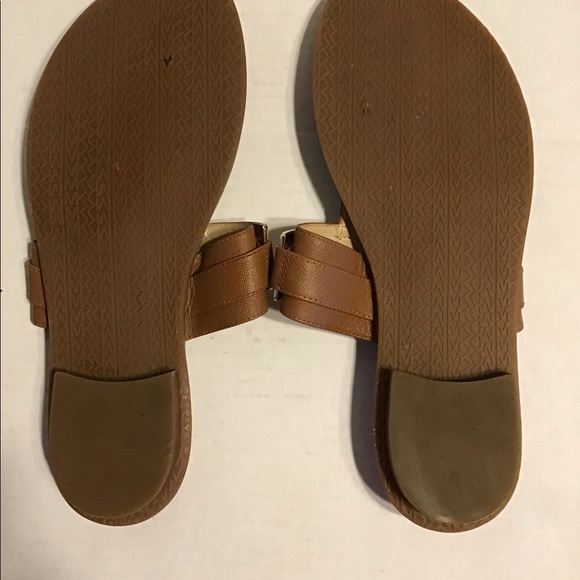 Michael Kors Women’s Thong Flat Sandals - Picture 10 of 10